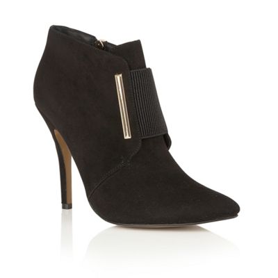 Ravel Black 'Chambers' ankle boots